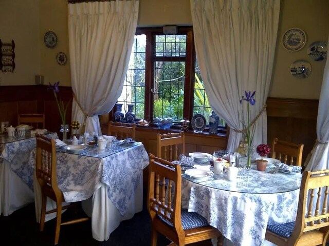 Mulligans Guest Lodge